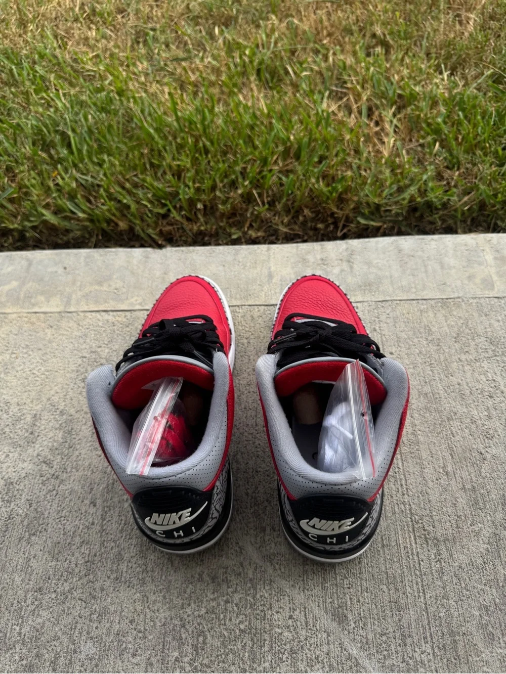 CHI Red Cement 3s. Sz8M. 9/10 Condition. WORN 1X!! Comes W/ OG Red & Black Socks